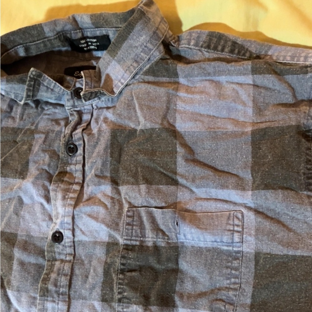 Short Sleeve Flannel Shirt Size (XL)arge
